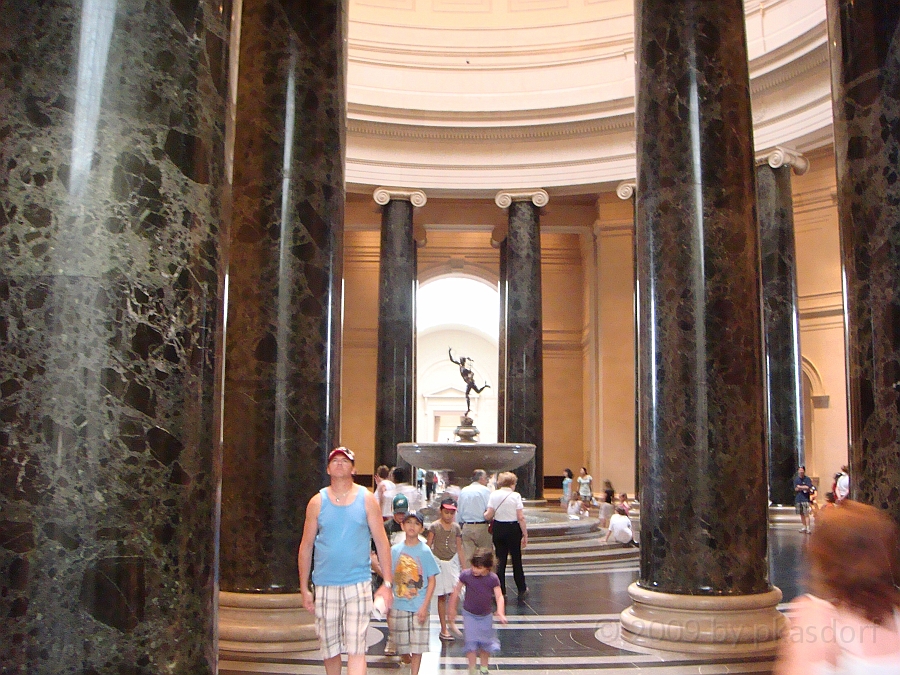 Washington DC [2009 July 04] 299.JPG - Scenes fromThe National Gallery of Art